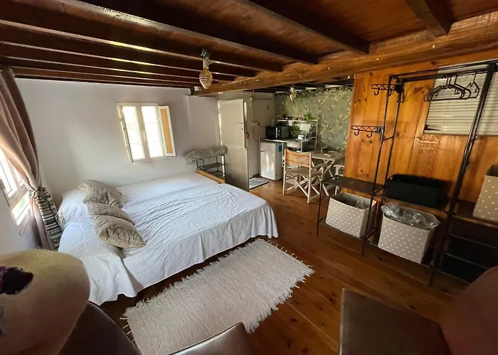 La Carmencita Daire Cedeira